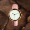 Reloj-Madera-Castor-Luz-Rosa